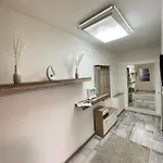 Apartamento Casa Antic Grosse Moderne 45qm Im Zentrum Am Bahnhof Kostenloses Wlan *