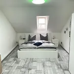 Casa Antic Grosse Moderne 45qm Im Zentrum Am Bahnhof Kostenloses Wlan *