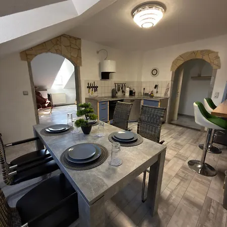 Casa Antic Grosse Moderne 45qm Im Zentrum Am Bahnhof Kostenloses Wlan *