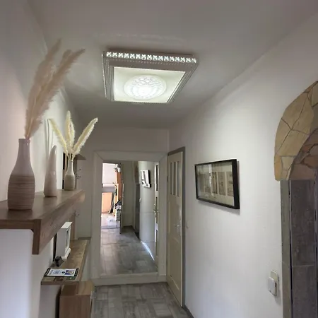 Casa Antic Grosse Moderne 45qm Im Zentrum Am Bahnhof Kostenloses Wlan Saalfeld Saale