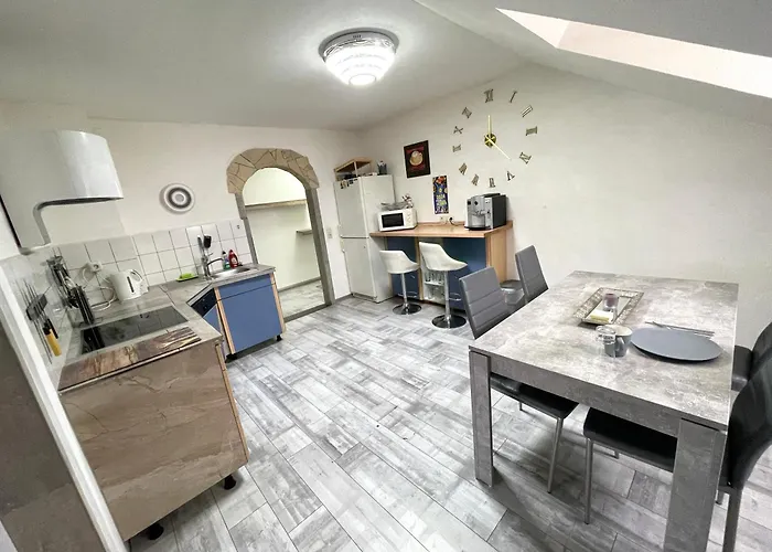 Casa Antic Grosse Moderne 45qm Im Zentrum Am Bahnhof Kostenloses Wlan Appartement *