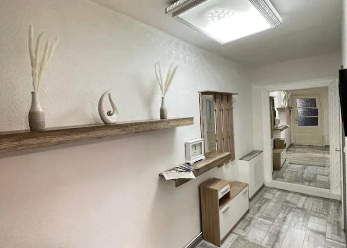 アパート Casa Antic Grosse Moderne 45qm Im Zentrum Am Bahnhof Kostenloses Wlan *